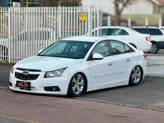 CHEVROLET CRUZE 1.8 LTZ 16V FLEX 4P AUTOMÁTICO CHEVROLET CRUZE 1.8 LTZ 16V FLEX 4P AUTOMÁTICO